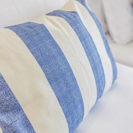 Terracos De Ii Navy By Real Daire *